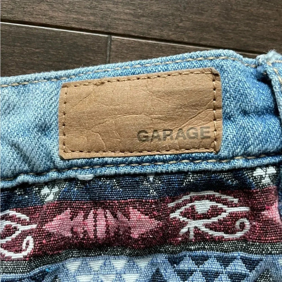 Garage Denim Festival Shorts with  Aztec Print Womens 7 - Picture 5 of 11